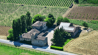 Cata de vinos y visita guiada en Casa Benna