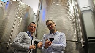 Vinprovning och rundtur på Manera Fratelli