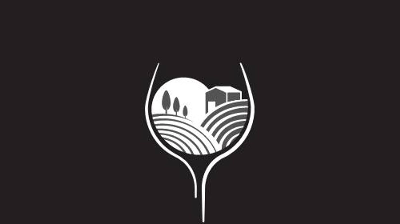 Malgosia - wine guide/sommelier in Bordeaux