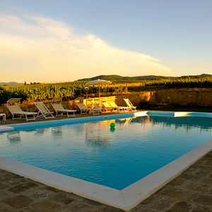 VILLE E APPARTAMENTI ALLA BADIA DI MORRONA - TOSCANA