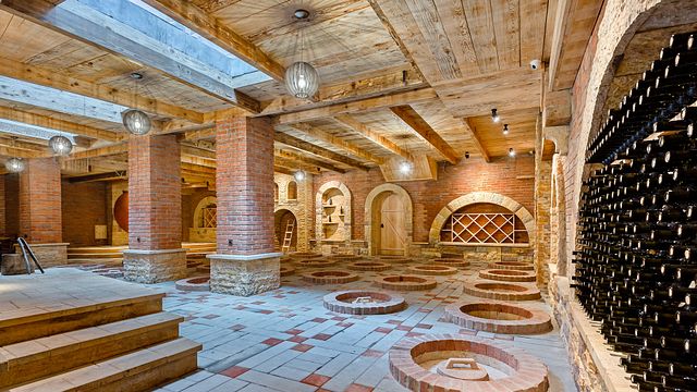 Degustação de vinhos com masterclass Khinkali na Fragment Wine Cellar