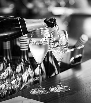 Cata de vinos y tabla de quesos en Austin's Wines