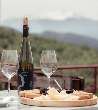 Maridaje de vino y queso en Bodega Klados