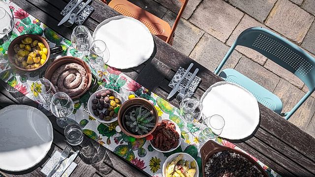 Dalla fattoria alla tavola: pranzo/cena con degustazione di vini