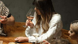 Excursion d'une journée avec dégustation de vin, de raki et d'huile d'olive au départ de Tirana