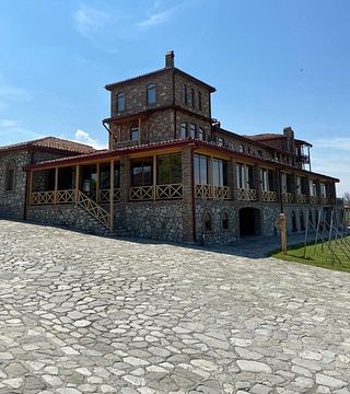 Dégustation de vins et visite du Château, Villas et Spa Schuchmann Wines