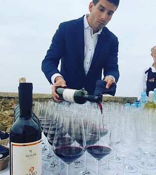 Vinprovning och rundtur på Zaro Wines