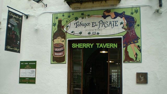 Dégustation de vins et visite du Tabanco El Pasaje