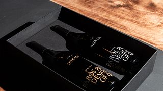 Cata de vinos Riza en la comunidad agrícola de Paros