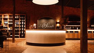 Degustazione di vini premium presso All Saints Estate