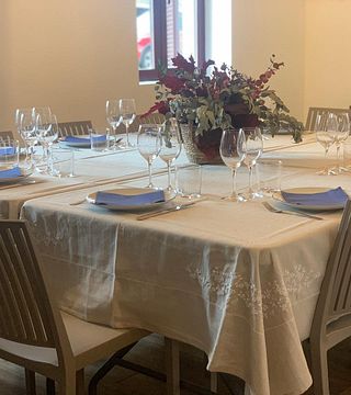  Un recorrido inolvidable en Finca Antigua para degustación de vinos y tapas de queso y mango