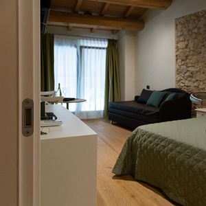 Charmig bondgårdsvistelse med pool på La Pria Winery