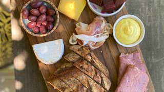 Weinprobe und Weinplatte im Weingut De Meye