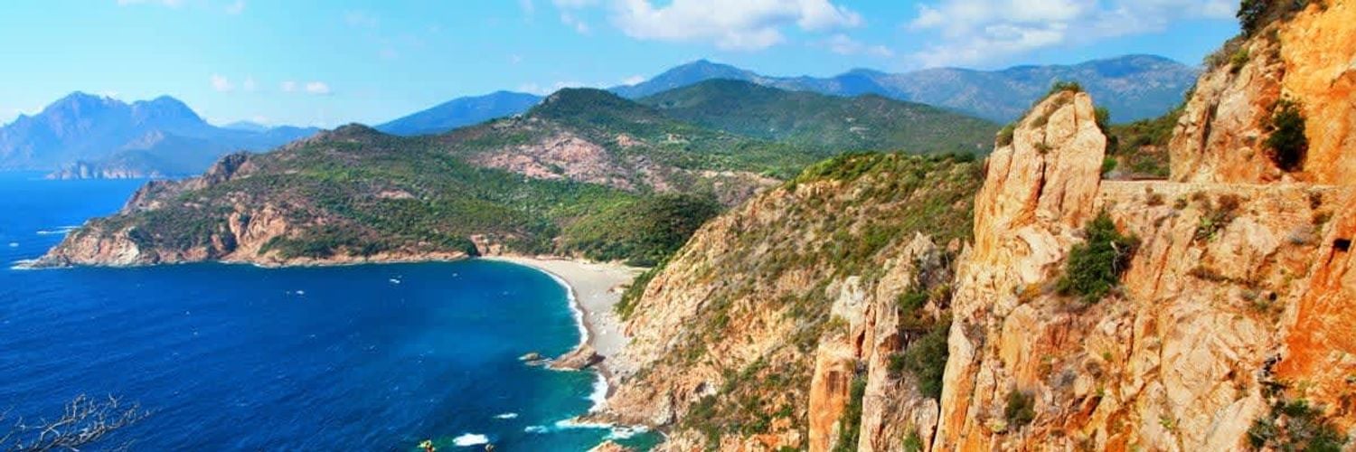 impressive-landscapes-of-corsica-red-rocks-calanques_lbqtih