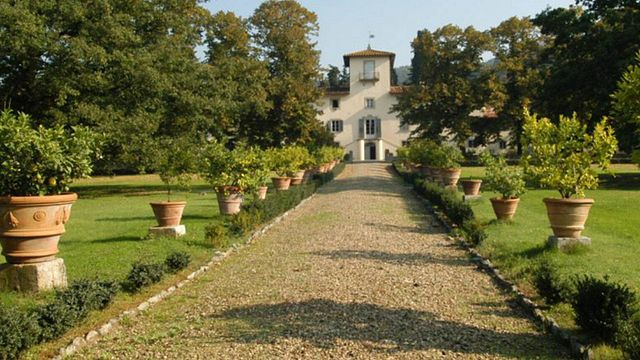 Vinprovning och rundtur på Marchesi Pancrazi