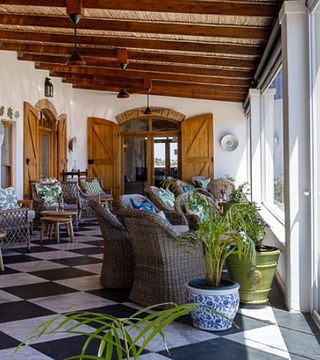 Degustazione di vini di punta della tenuta vinicola De Grendel
