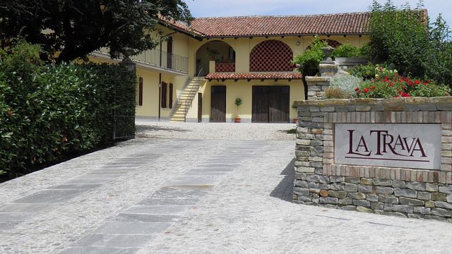 La Trava Winery