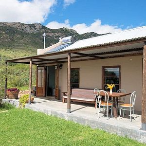 Caracal Cottage Soggiorno nello stato di Fynbos | Azienda vinicola Dragonridge