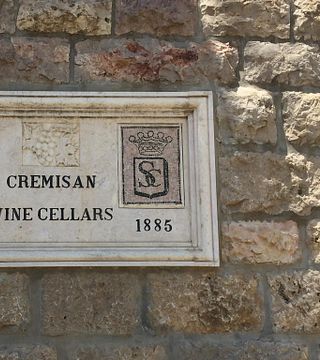 Weinprobe und Führung im Weingut Cremisan