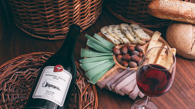 Dégustation de vins et visite de la cave Khareba