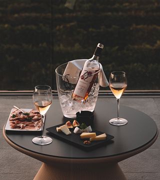 Modena Cantina Ventiventi Exclusivo - Visita guiada e degustação de 5 vinhos