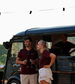 Cata de vinos y visita guiada en Domaine Richeaume