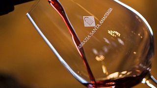Visita y cata de vinos en la Abadía de Santa Anastasia