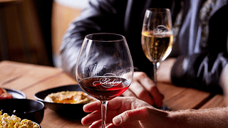 Dégustation de vins dans la vallée de Rahona