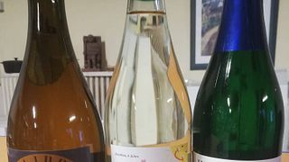 Cata de vinos premium en Stairs n' Roses