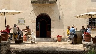 Cata de vinos y visita guiada a Cava Oriol Rossell