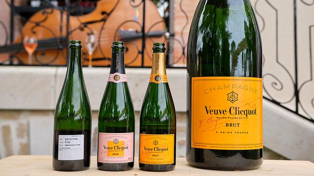 Degustación de Veuve Clicquot y visita privada divertida en Champagne