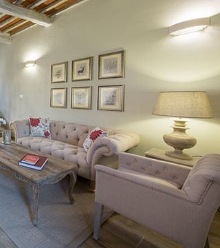 Fique em lindos apartamentos de Borgo Argiano | Tenuta Cappellina
