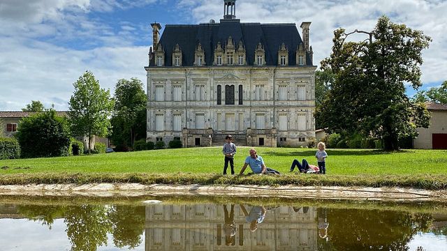 Château Lestage: A Family Legacy in Bordeaux