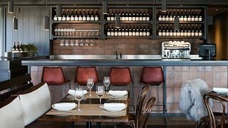 Degustazione di vini e tour presso l'azienda vinicola Polperro