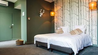 Hotelübernachtung im Château de Tauziès