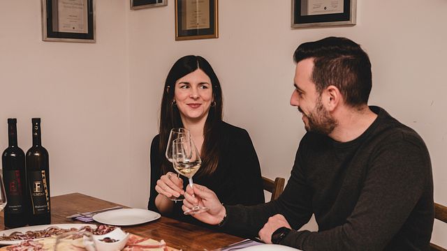 Visita e degustação de vinhos Fuhtar