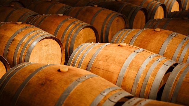 Peloponnese Wine Journey: Monemvasia Tasting & Pairings