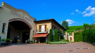 Degustación de vinos Roero y Monferrato en Tenuta "La Pergola" en Bodda Alessandra