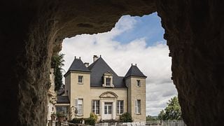 Cata de vinos y visita al Château de Targé