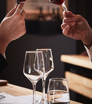 Dévoilez les saveurs grecques : participez à la dégustation de vins ultime à Athènes !
