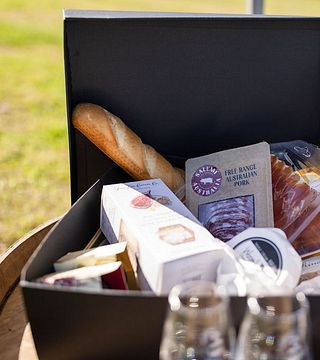 Sirromet Winery: Granite Belt Tasting & Picnic Escape