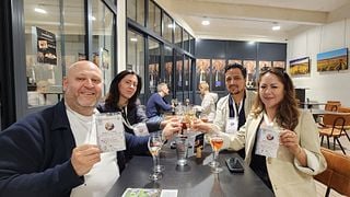 From Paris: Champagne Experience: Cellars Tour & Tasting in Epernay + Vinyard Tour & Tasting in Aÿ-Champagne - Individual Guided Daytrip