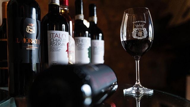 Weinprobe und Führung bei Agricola Tamburini