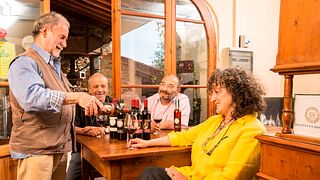 Degustazione „Gourmet“ Verkostung von 3 Weinen und Platte