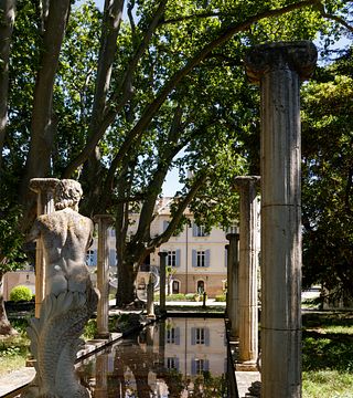 Os jardins do Château Capion e degustação de vinhos