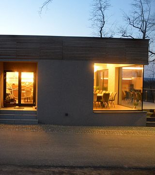 Cata de vinos y visita guiada en Weingut Hebenstreit