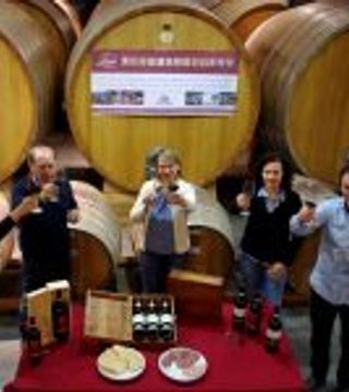 Discover Vittoria Wines & Cuisine at Catalano