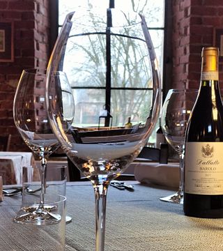 Visita della cantina e degustazione di vini durante la cena con menù degustazione