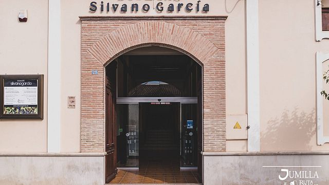 Scopri 3 generazioni di vinificazione: aromi di 6 vini eccezionali