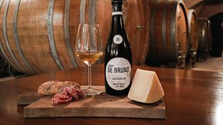 Degustazione e tour popolare di vini da Sandro De Bruno